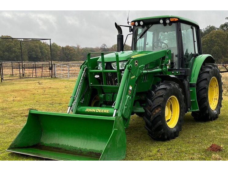 2013 John Deere 6125M